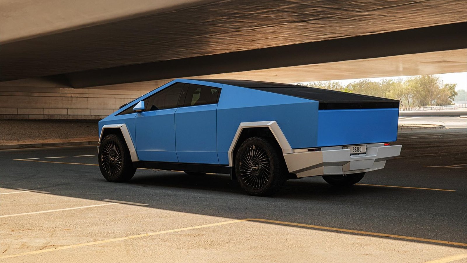 Tesla Cybertruck Cyberbeast
