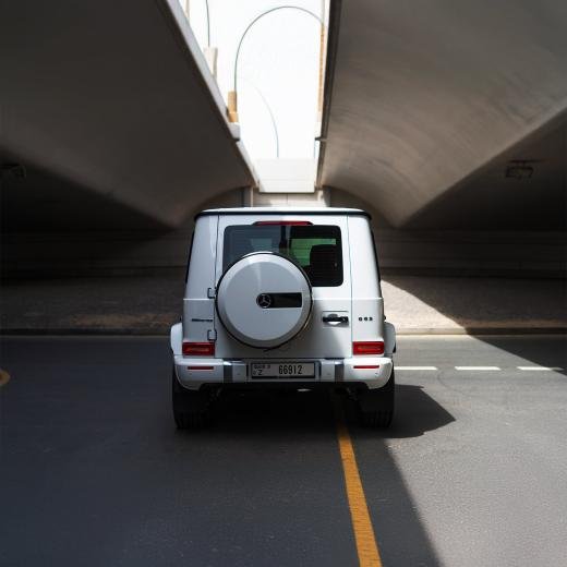 Mercedes G63 AMG - White